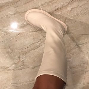 Off white boots